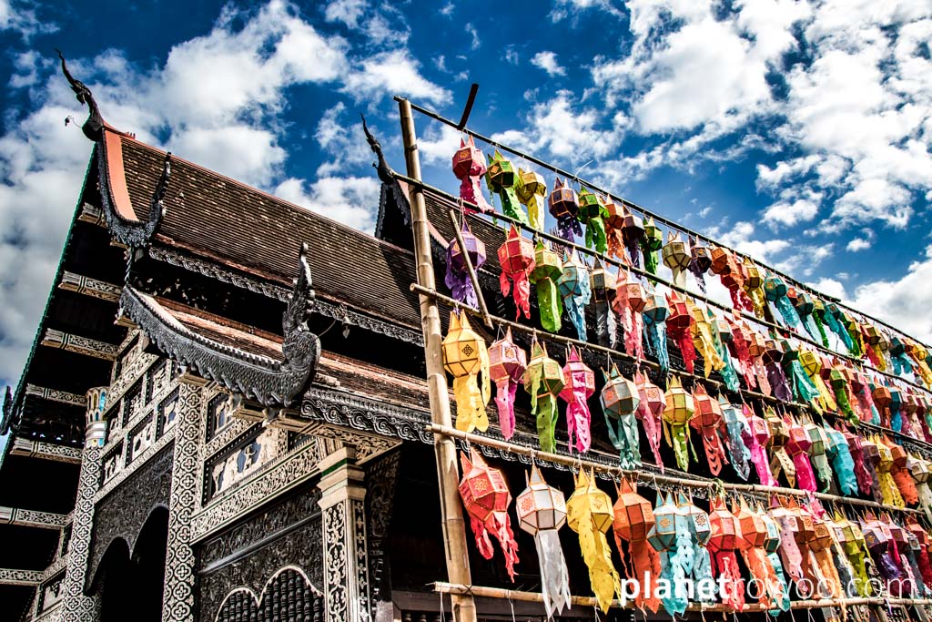 Wat Lok Moli during the Loy Krathong/Yee Peng Festival, Chiang Mai, Northern Thailand, 2020