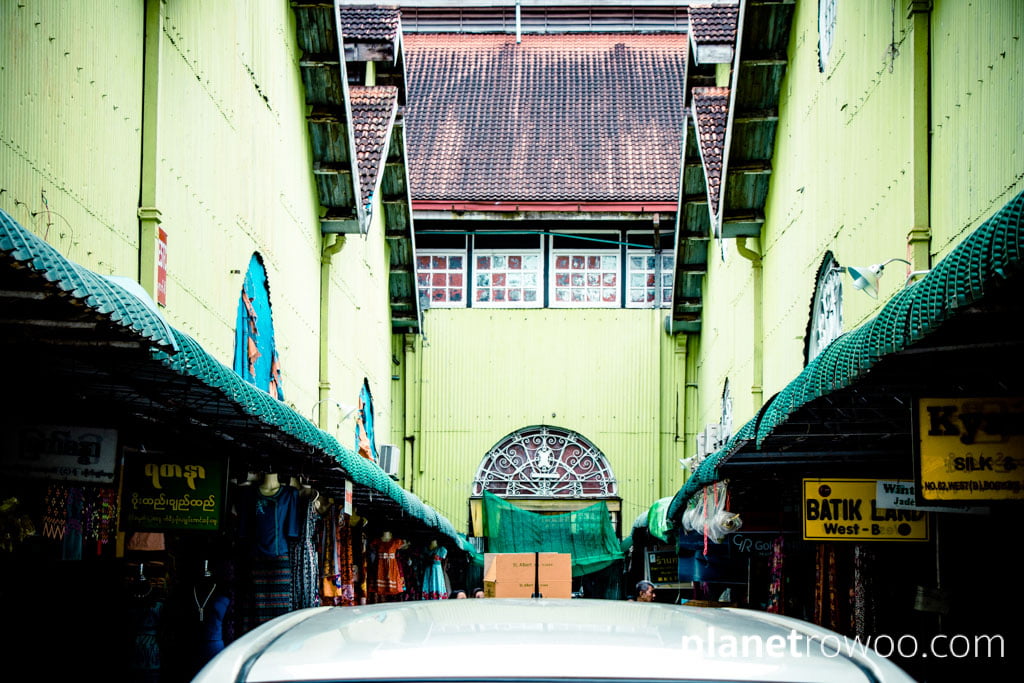 Bogyoke Aung San Market, Yangon, Myanmar, 2017